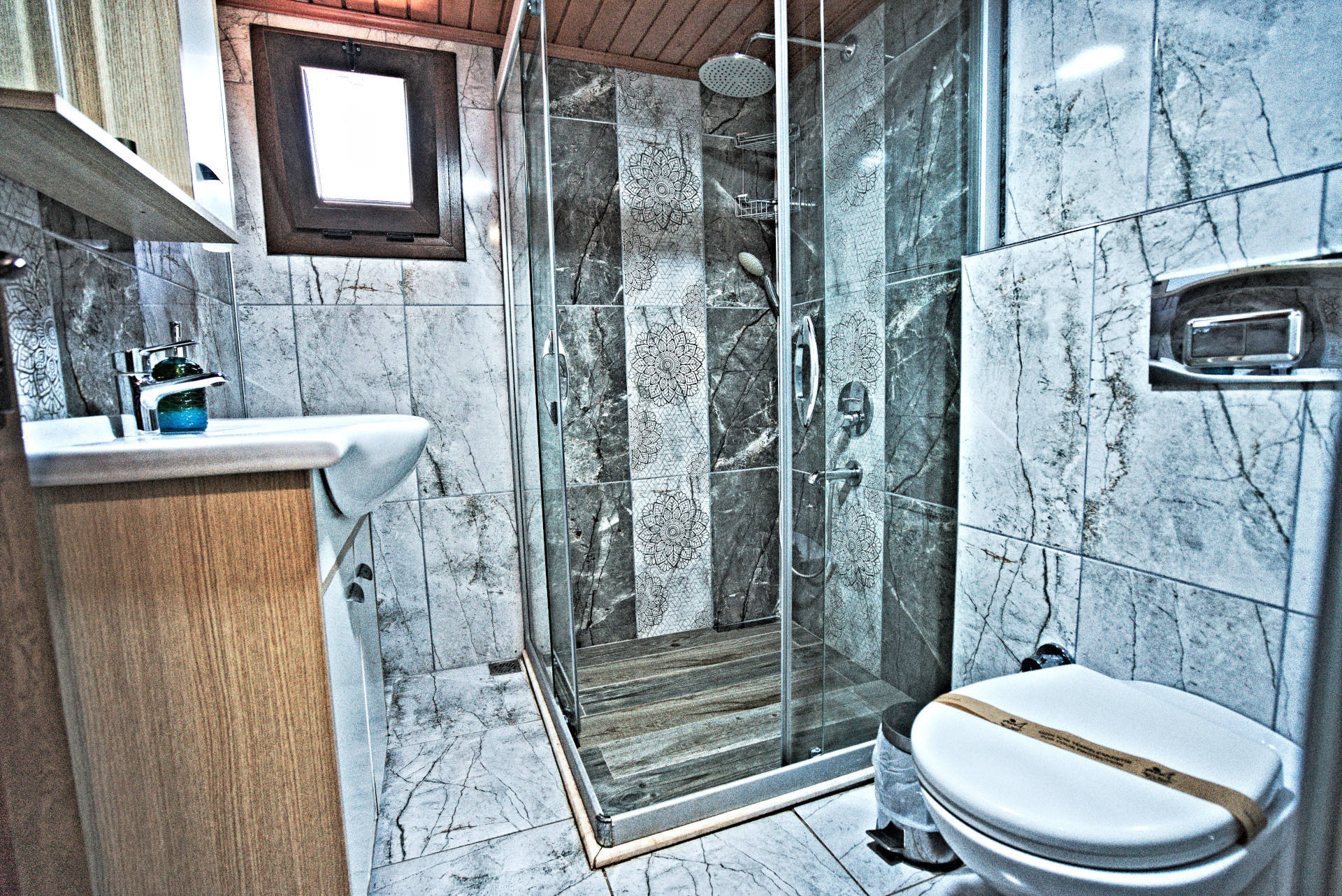 Nuri Beach Standard Bungalows Bathroom